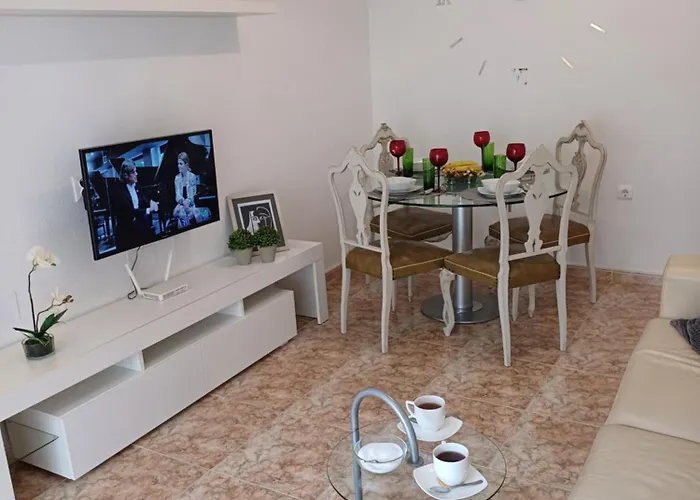 Apartment Playa Del Cura With A Free Parking Place
